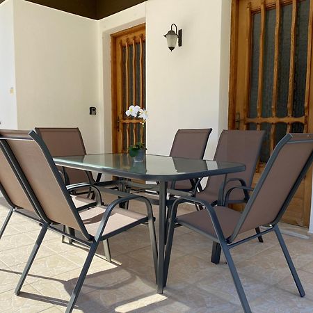 Demie And George Ηouse Villa Loutraki  Exterior photo