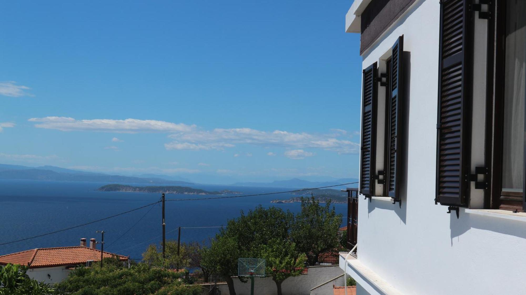 Demie And George Ηouse Villa Loutraki  Exterior photo